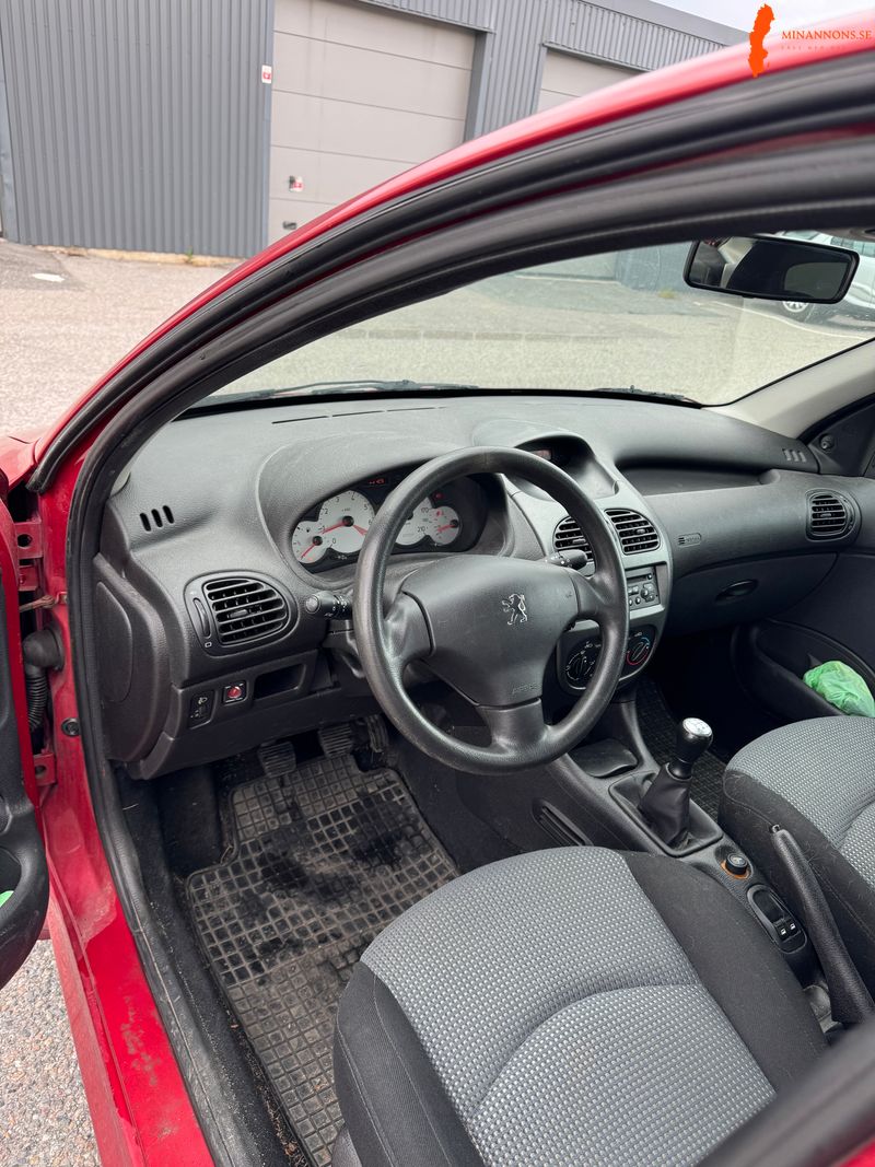 peugeot-peugeot-206-14-5d-14-8v