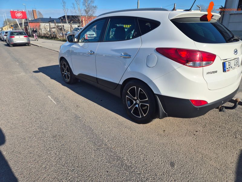 hyundai-ix35-20crdi-4wd-automatbusiness