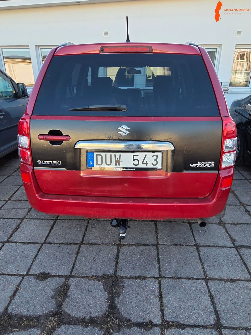 suzuki-grand-vitara-2011