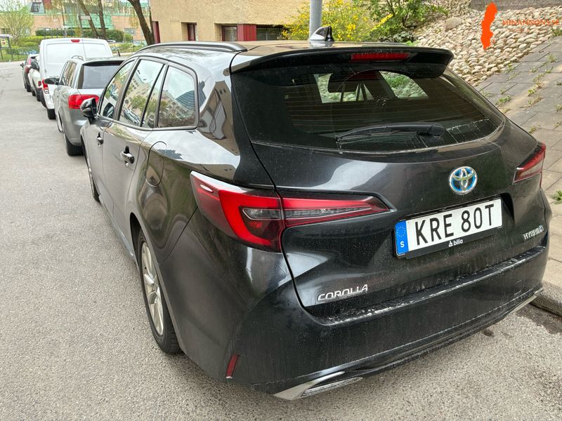 toyota-corolla-estate-18-vvti-140hk-2023