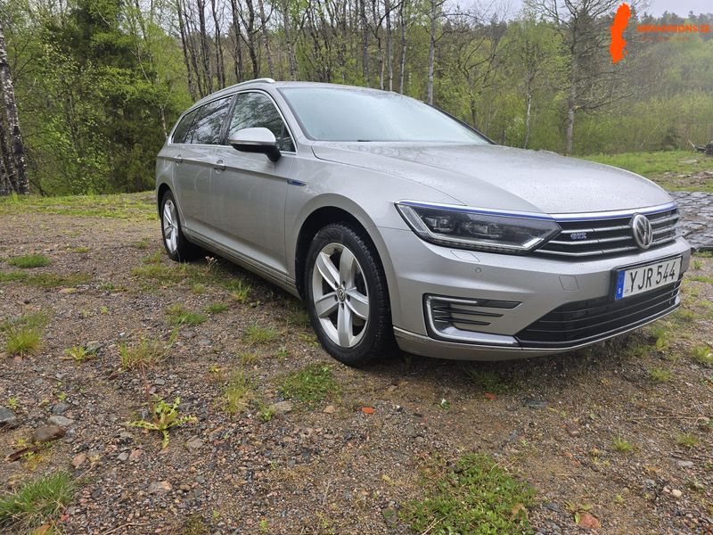 volkswagen-passat-14-tsi-plug-in-hybrid-fwd-gte-phev-b