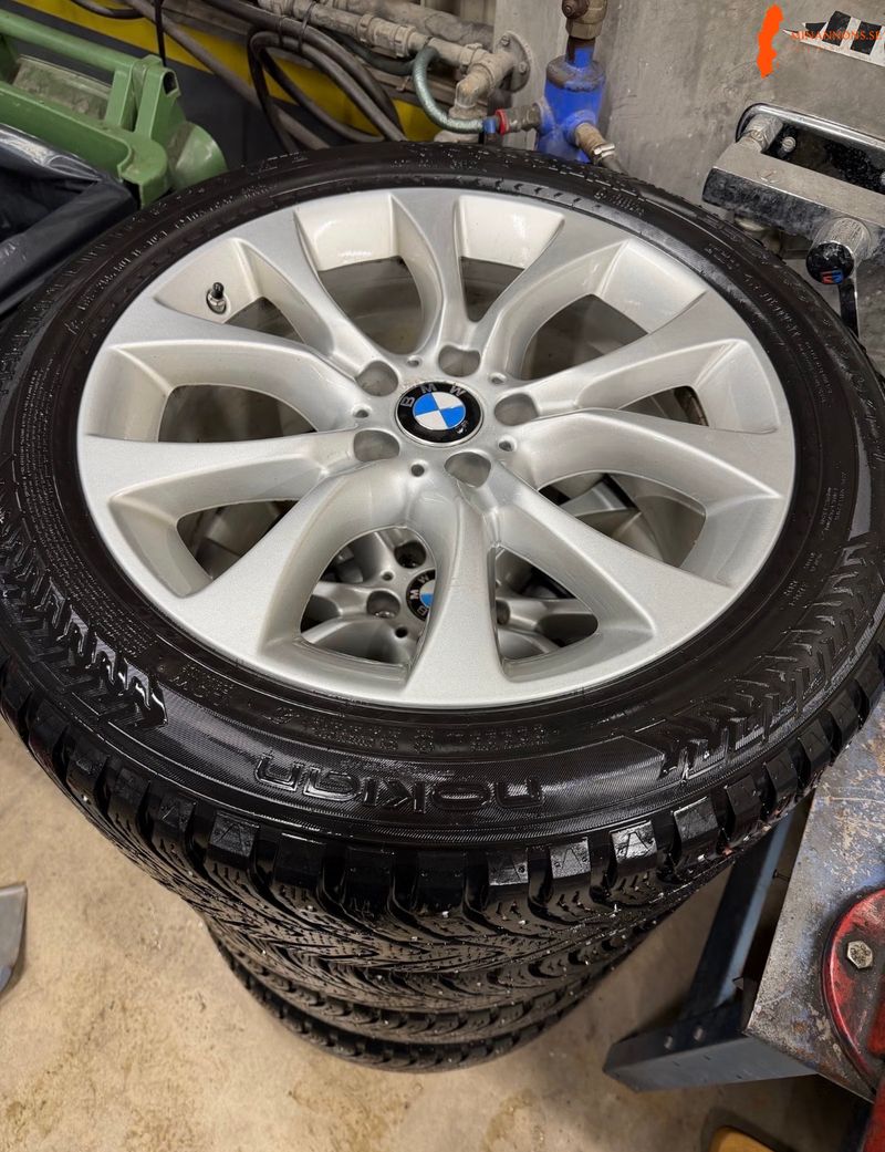 Nokian vinterhjul 19 original BMW-fälgar, X5 F15