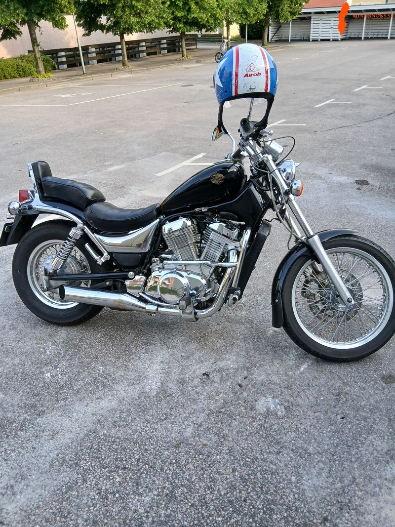 suzuki-vs-750-intruder-glf-1986-klassisk-cruiser-korklar-med-lite-karlek