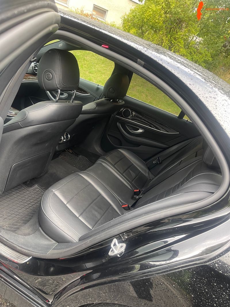 mercedes-benz-e-300-de-4matic