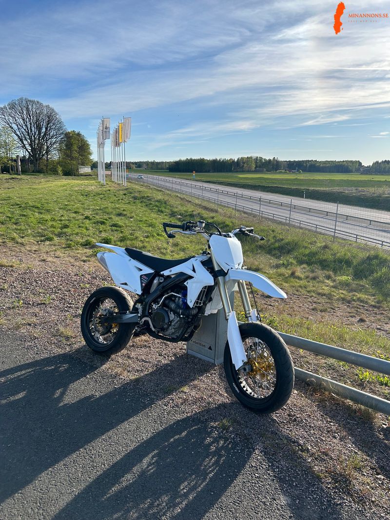 suzuki-rmz450-2011