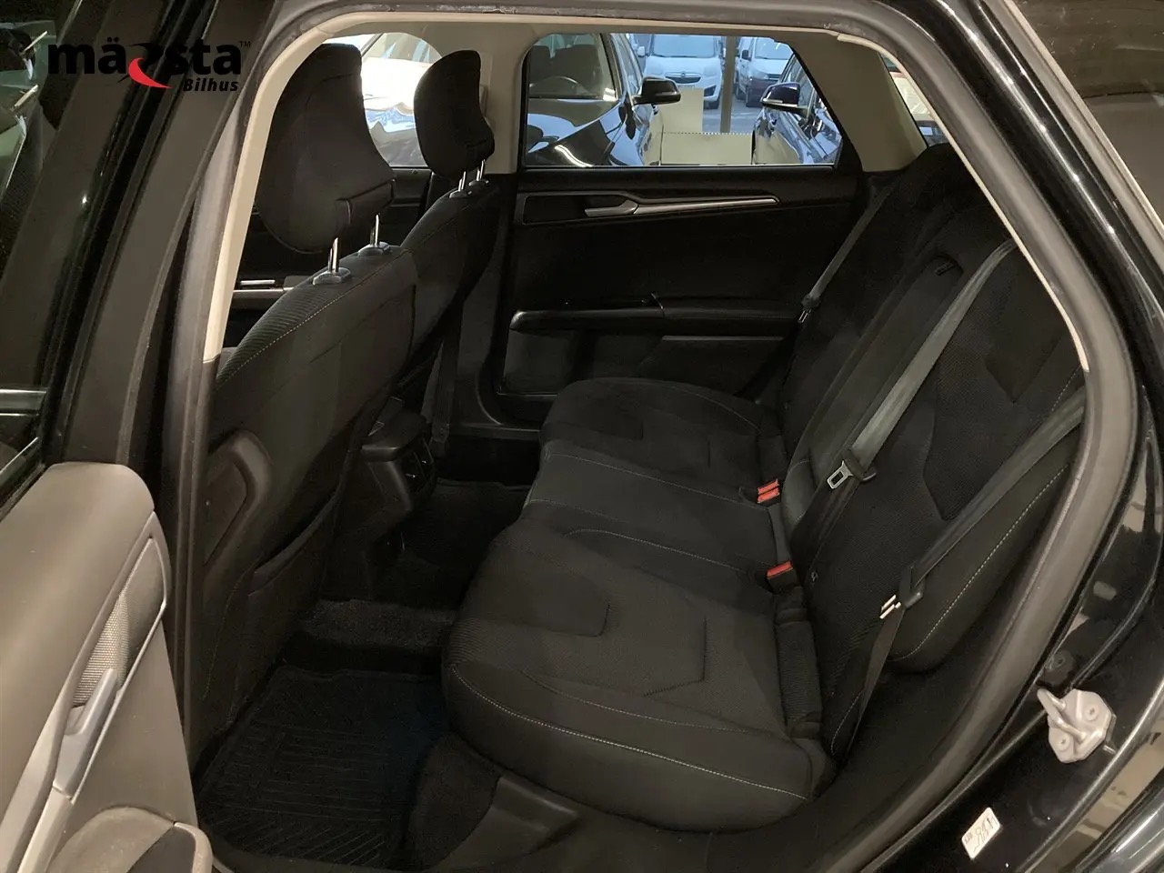 ford-mondeo-kombi-20-tdci-powershift