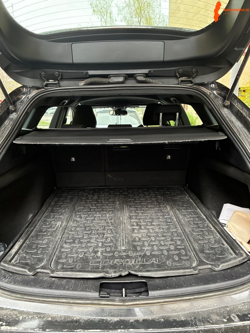 toyota-corolla-estate-18-vvti-140hk-2023