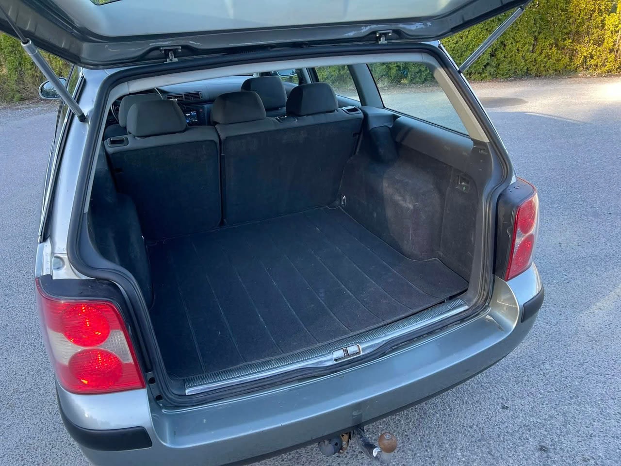 volkswagen-passat-variant-18-t