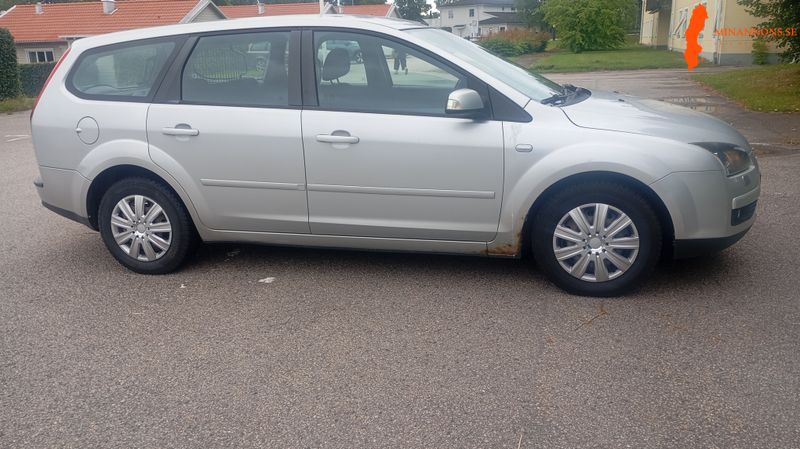 ford-ford-da3-focus-18-ffv