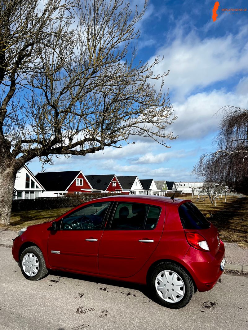 renault-clio-12-2011-ny-besiktad