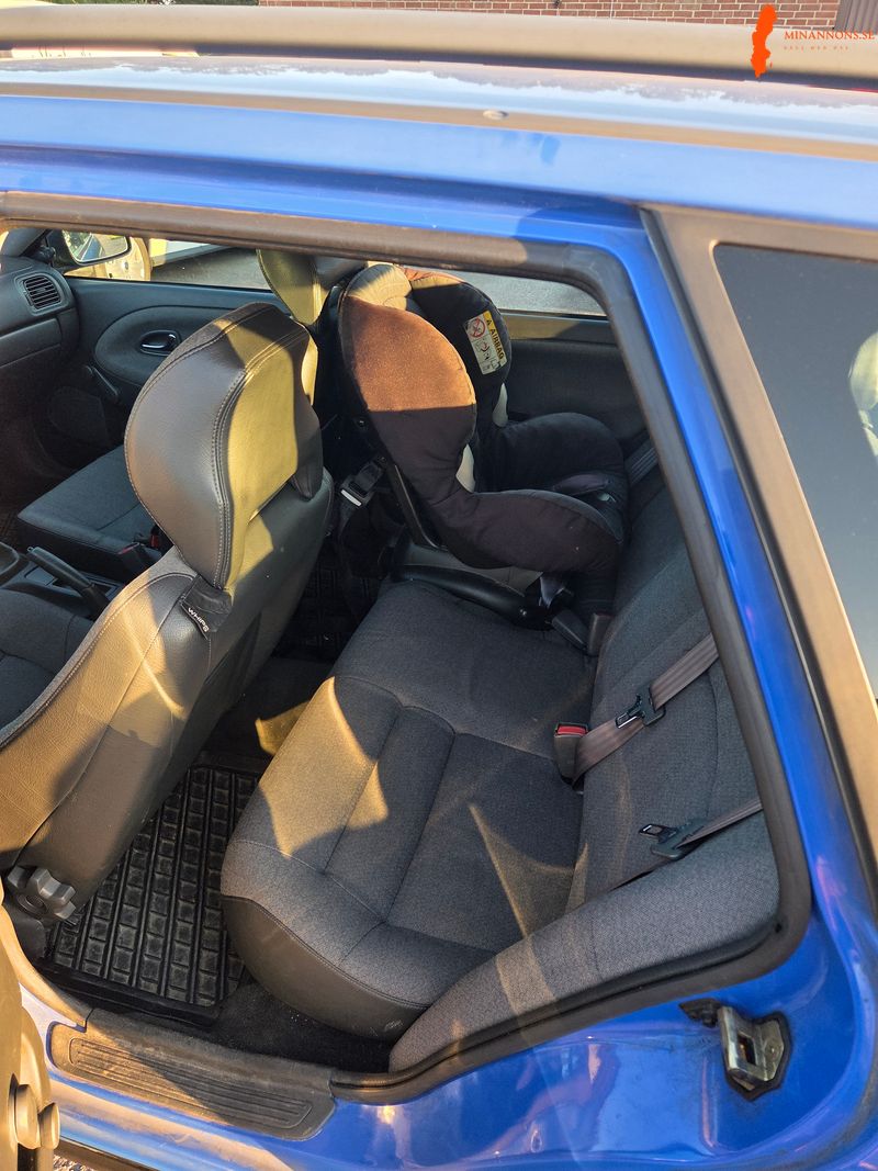 volvo-volvo-v-v40-16-16v-fwd