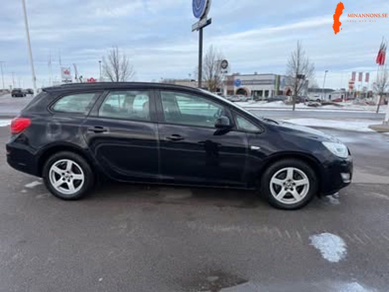 opel-astra-sports-tourer-17-cdti-2011-ny-besiktning