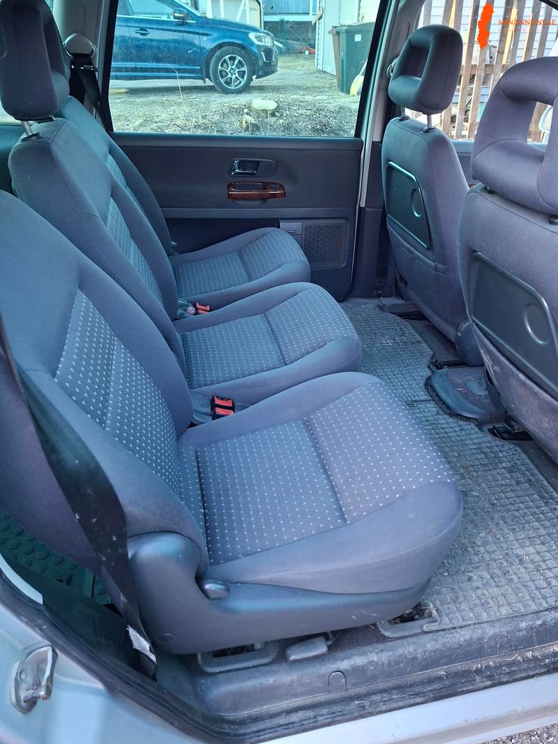seat-alhambra-19-tdi-si-2003-en-billig-bil-att-underhalla-for-familje