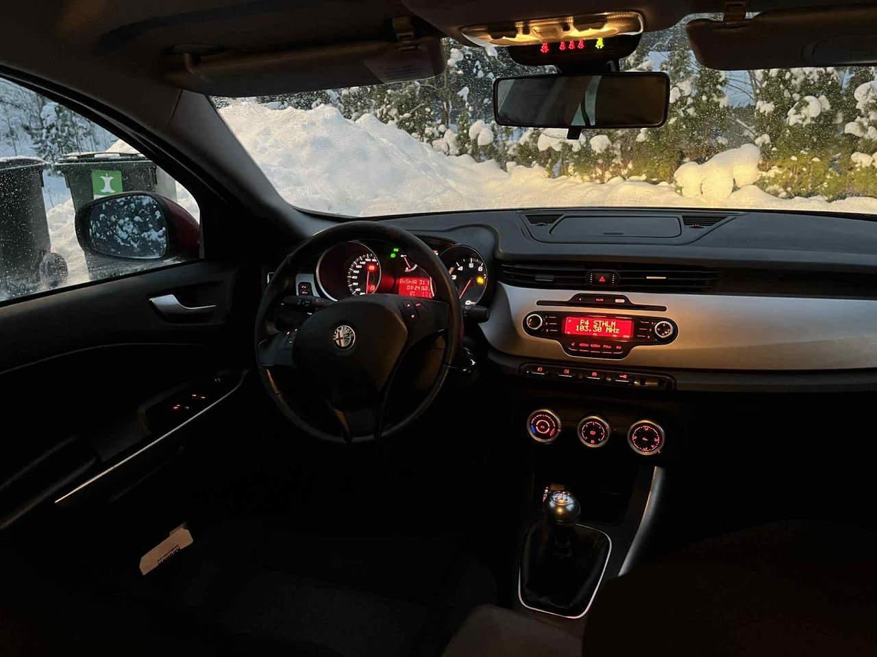 alfa-romeo-giulietta-14-tb-16v