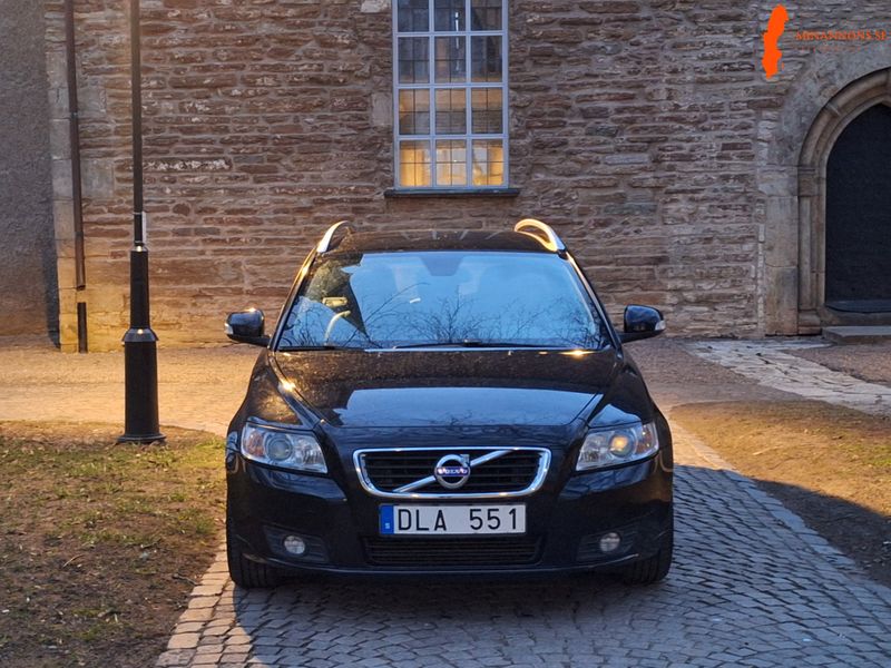 volvo-v50-d2-classic-nybesnyskatt-d-varmare-med-tidur