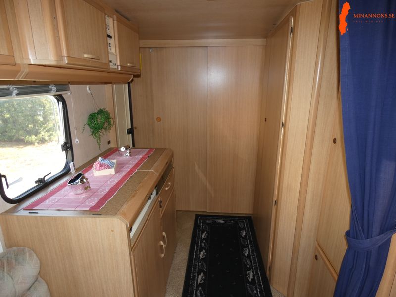 korklar-smidig-adria-1140kg-25000