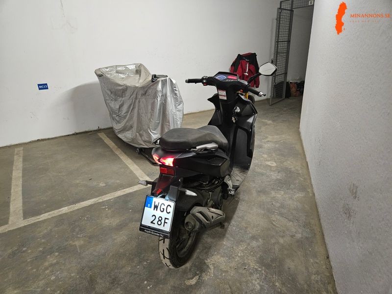 fin-moped