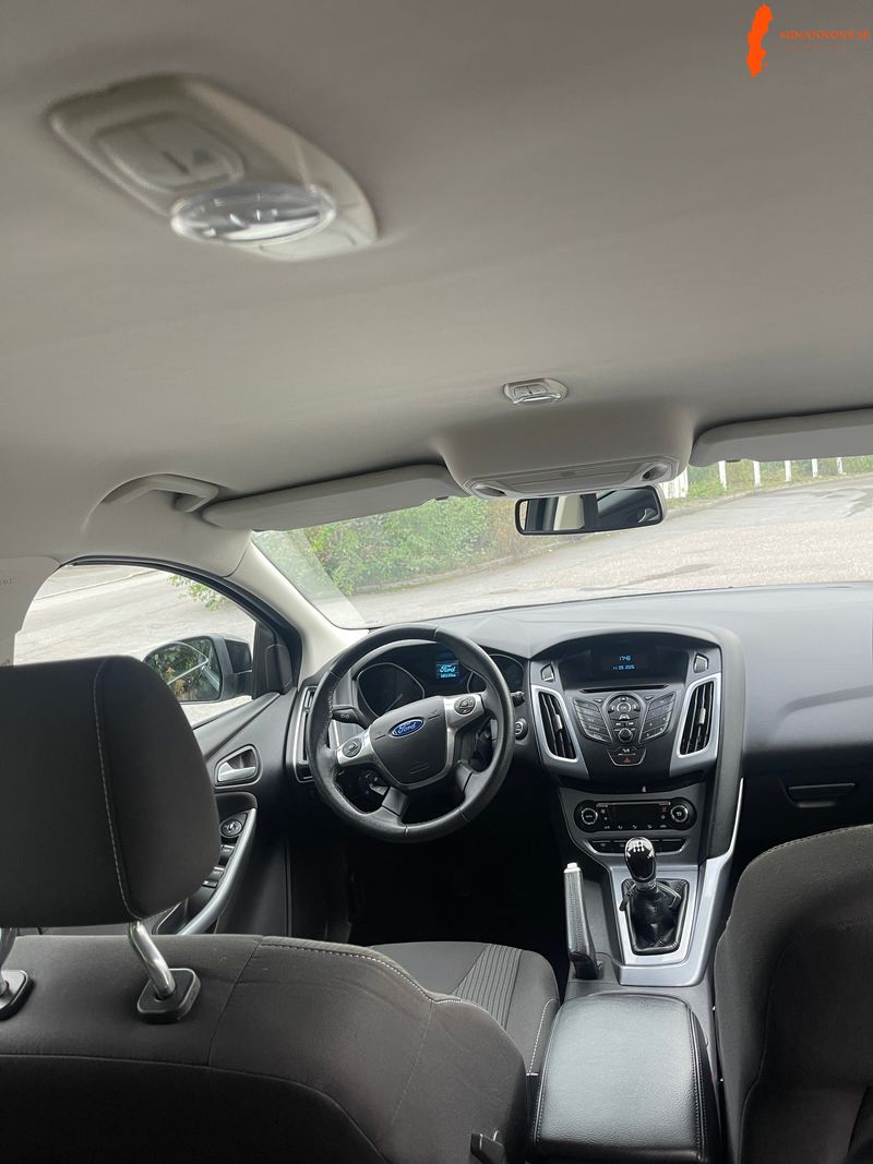 ford-focus-10t-ecoboost-fwd
