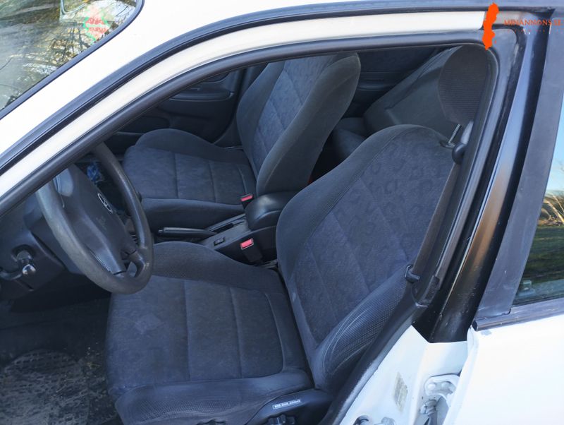 toyota-toyota-corolla-14-16v