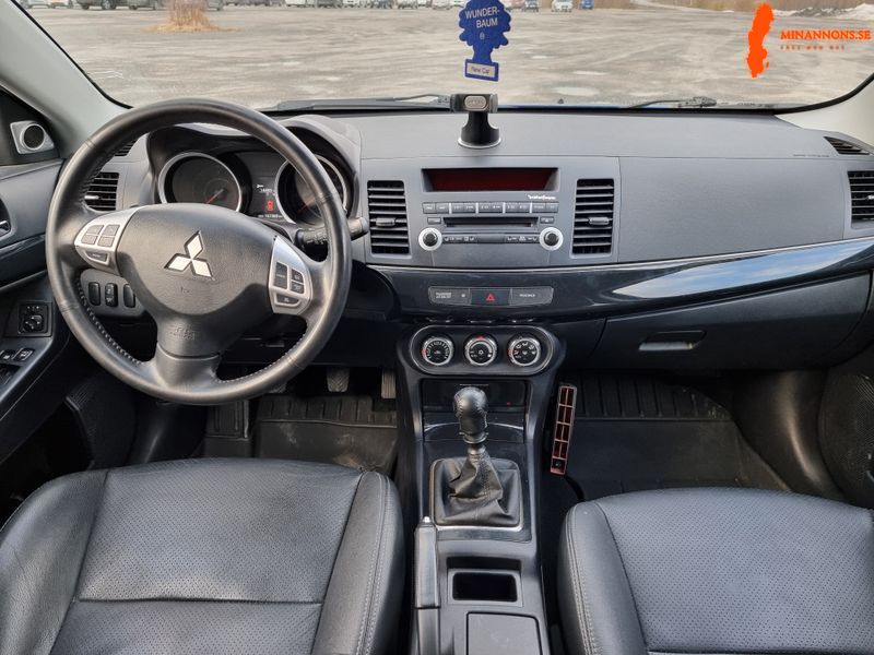 mitsubishi-lancer-sportback-18-di-d-cleartec-2012