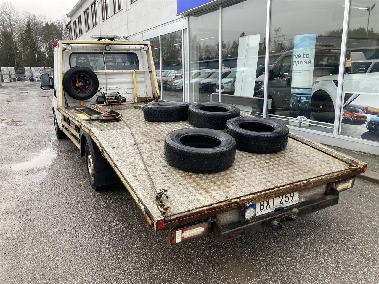 peugeot-boxer-van-335-22-hdi