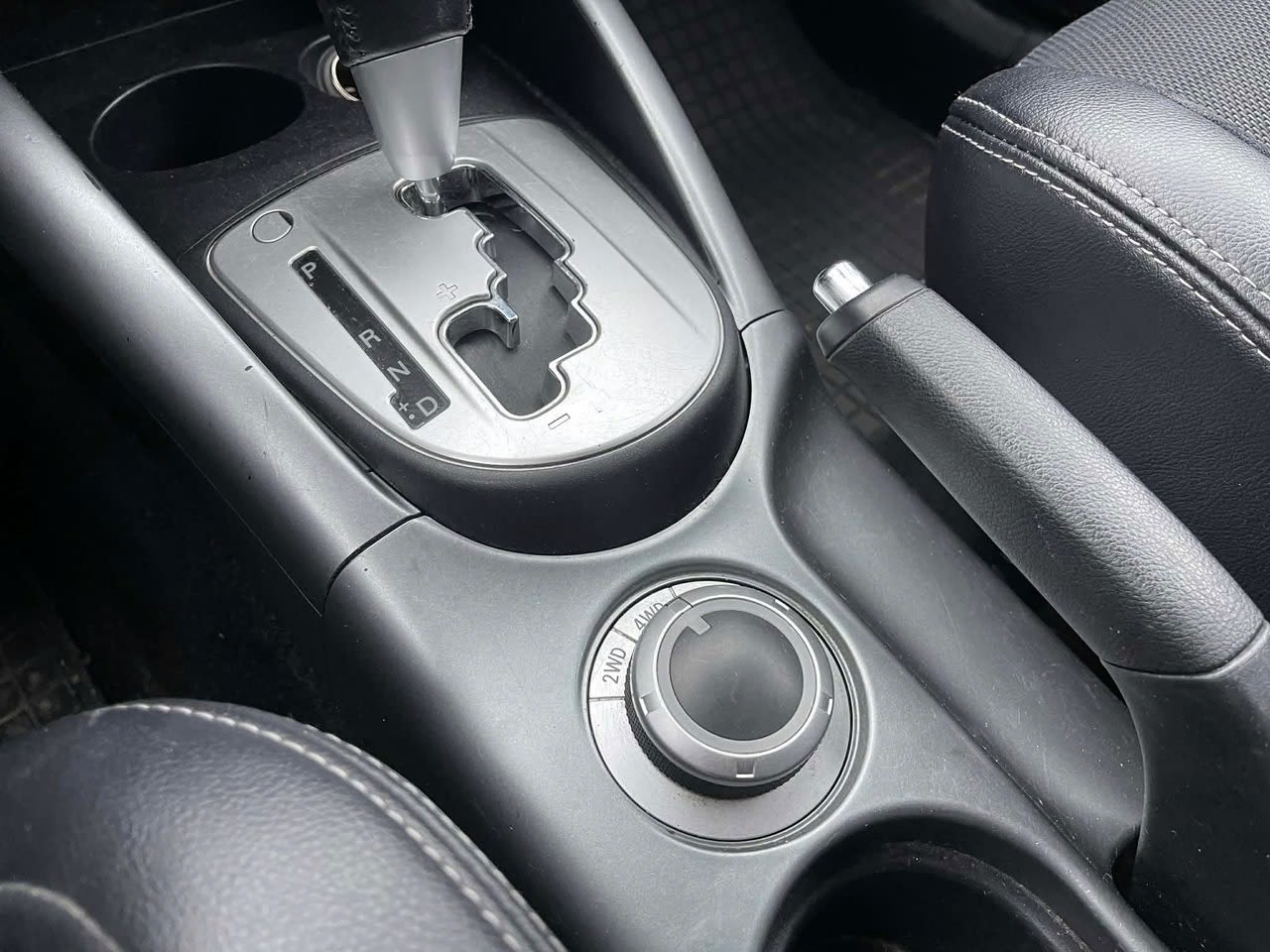 mitsubishi-outlander-5-seater-24-mivec-flexifuel-awc-invecs-iii-cvt