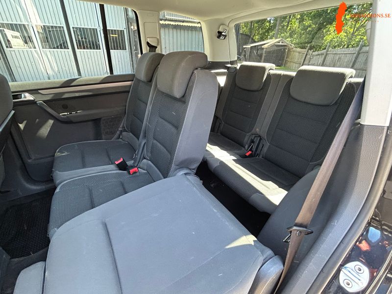 volkswagen-touran-14-tsi-fwd
