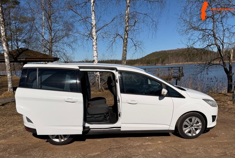 ford-grand-c-max-ecoboost-10-2013