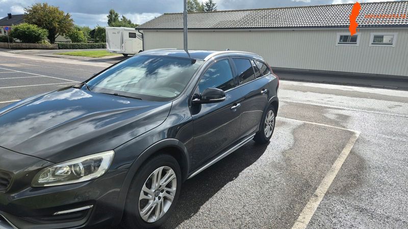 volvo-v60-cross-country-d4-24-awd