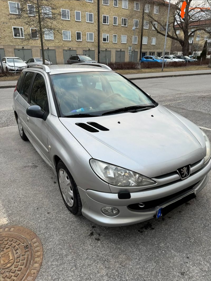 peugeot-206-sw-16-bes-och-skatt