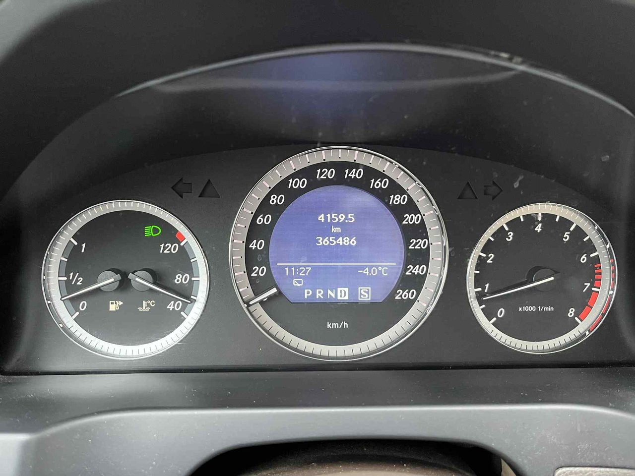 mercedes-benz-c-180-t-kompressor-5g-tronic