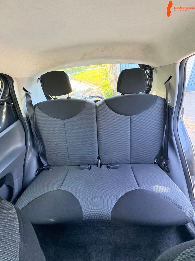 toyota-toyota-aygo-10-12v