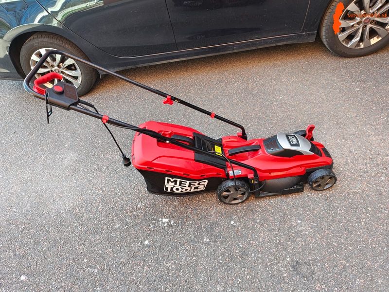 power-lawn-mower-mec-tools-anvand-bara-en-sommar-mycket-bra-jattenytt