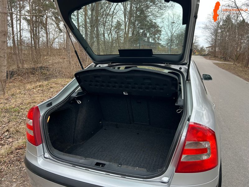 skoda-skoda-octavia-el-20-fsi-tour-20-fsi