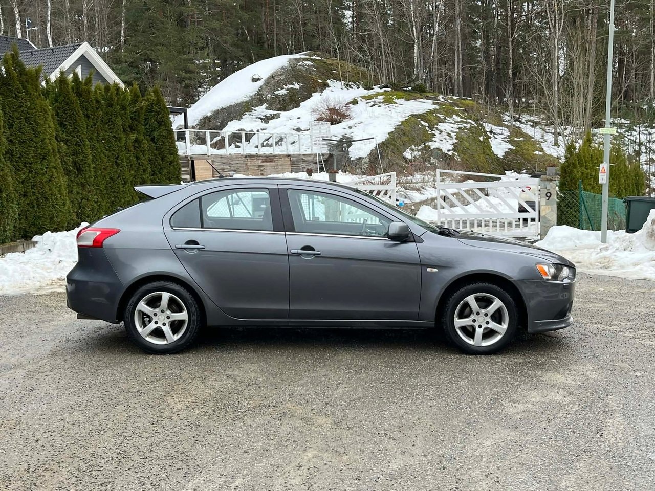 mitsubishi-lancer-sportback-18-mivec