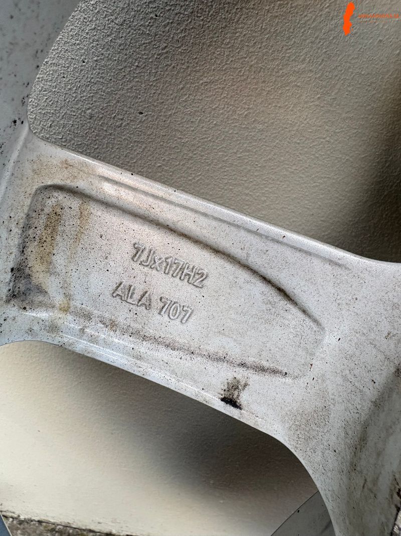 falgdack-21560r17-100t-ws51-ice-suv