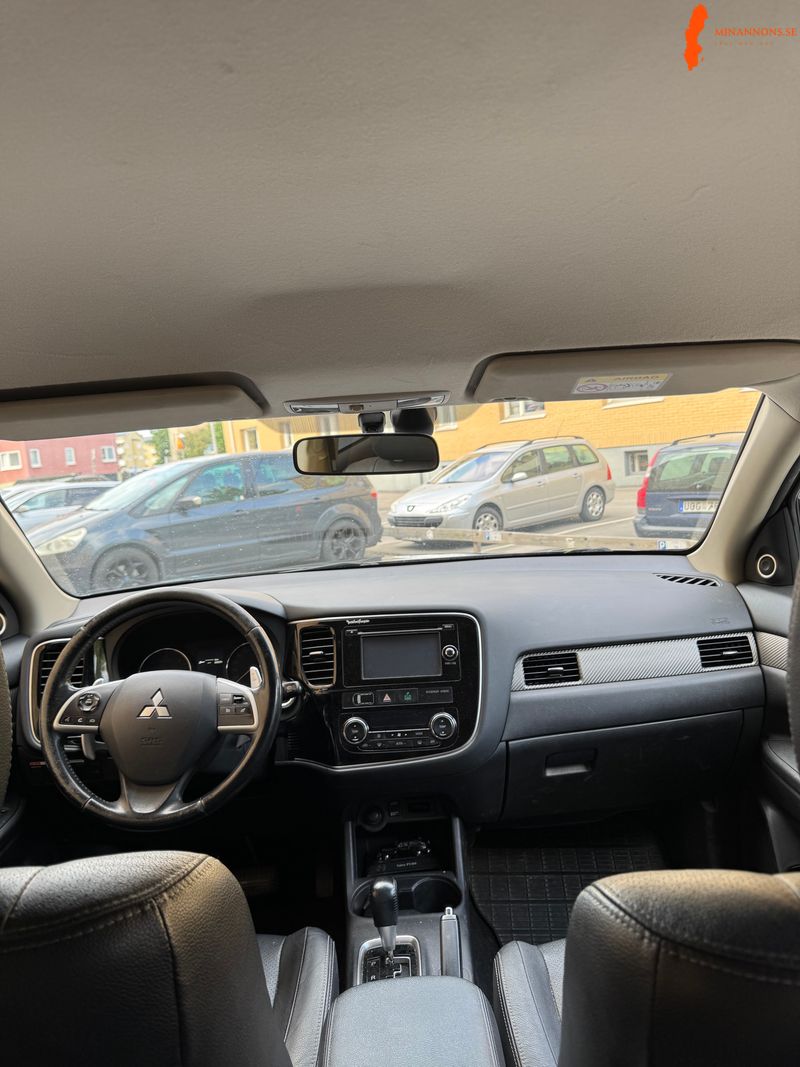 mitsubishi-mitsubishi-outlander-22d-4wd