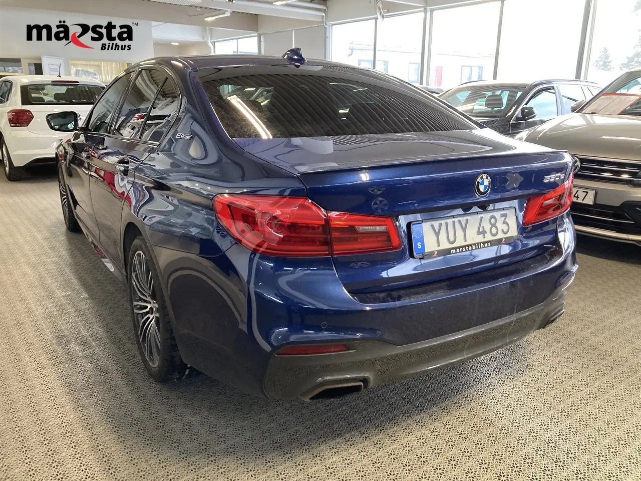 bmw-530e-iperformance-sedan-steptronic