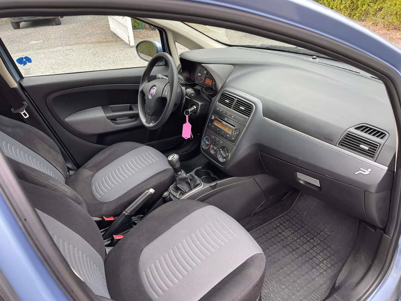 fiat-grande-punto-5-dorrars-13-16v-multijet