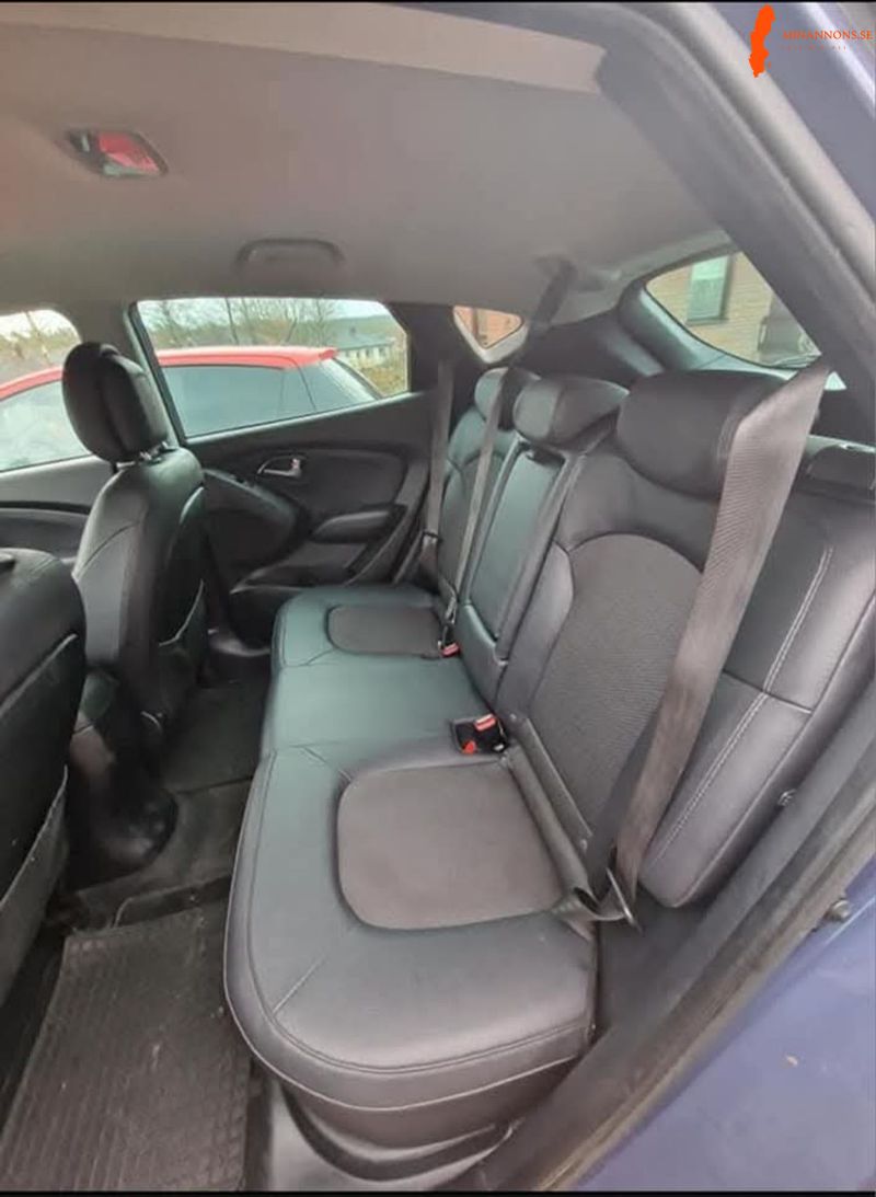 hyundai-ix35-17-crdi-2015-forstahandsagare-besiktigad-till-2027
