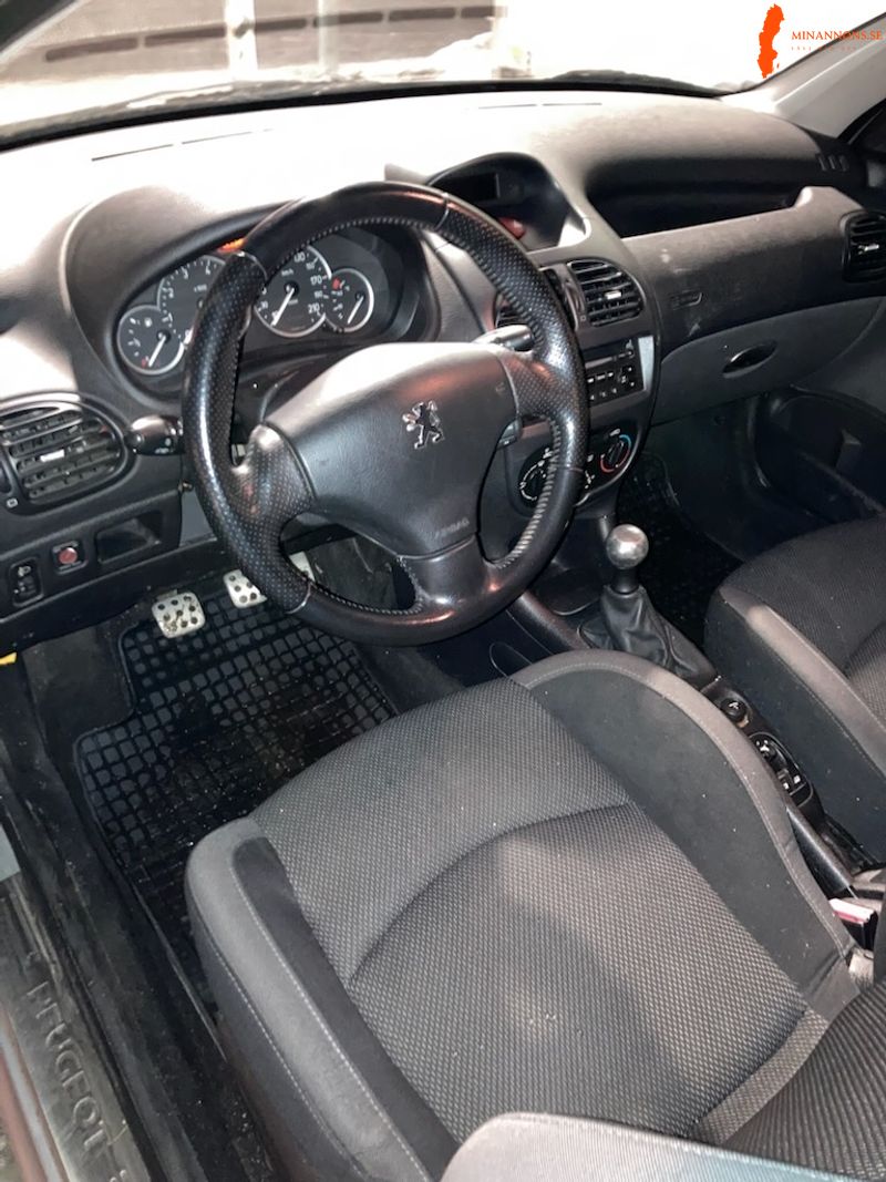 peugeot-206-sw-16-bes-och-skatt