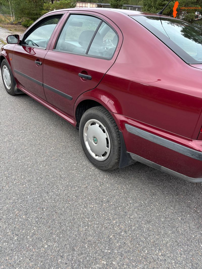 skoda-skoda-octavia-glx-16-16-8v