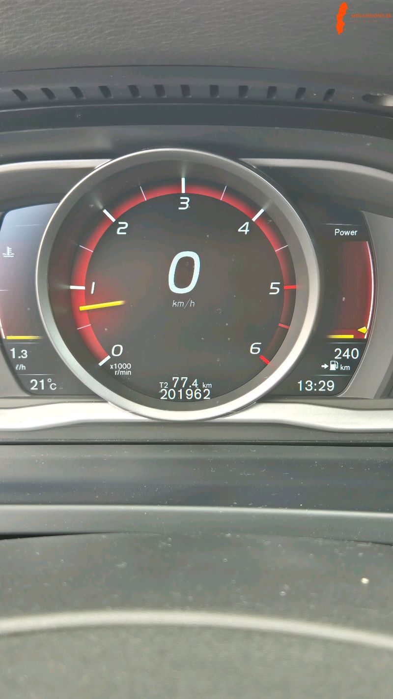 volvo-v60-cross-country-d4-24-awd