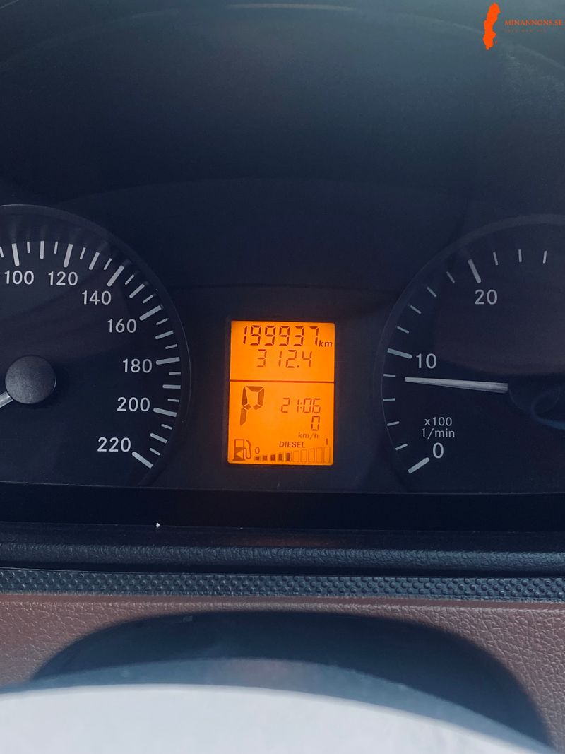 mercedes-benz-vito-116-cdi-rwd