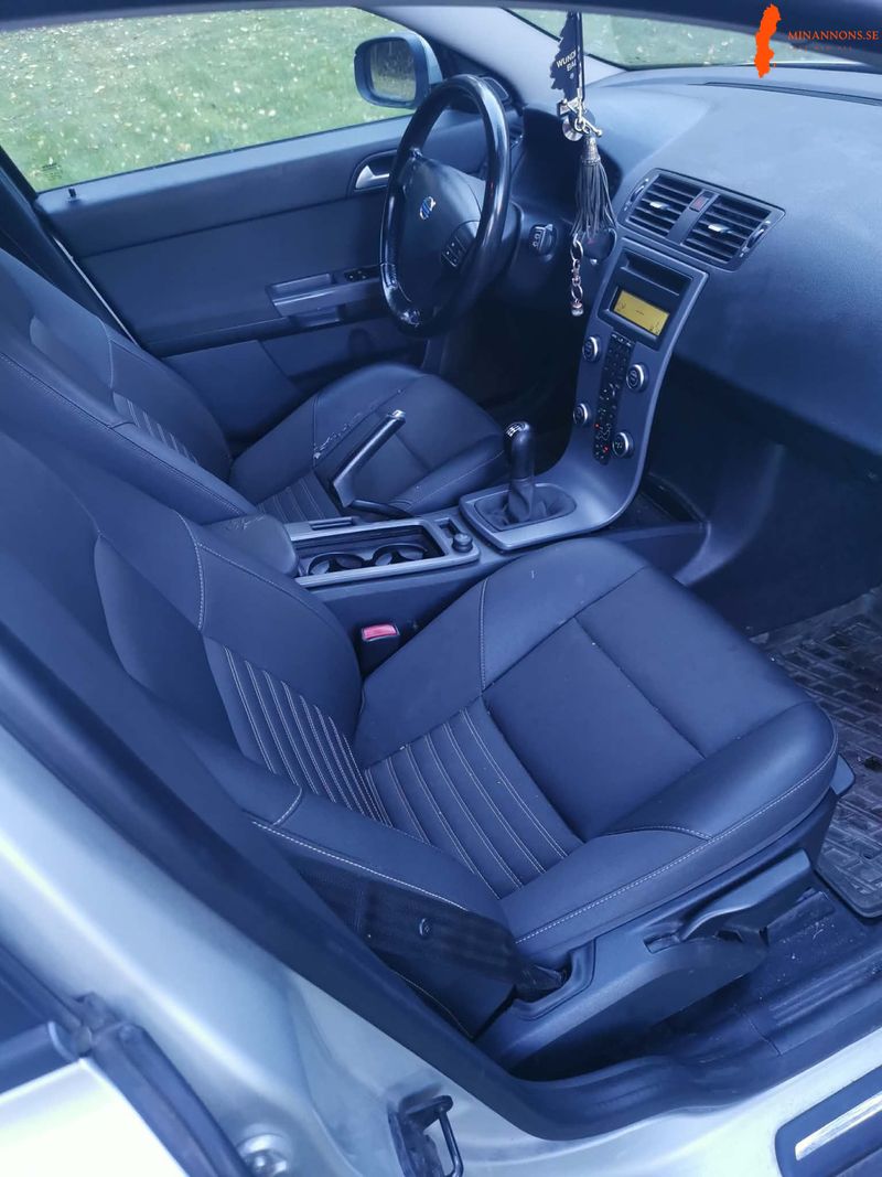 volvo-v50-18-f-fwd-e85