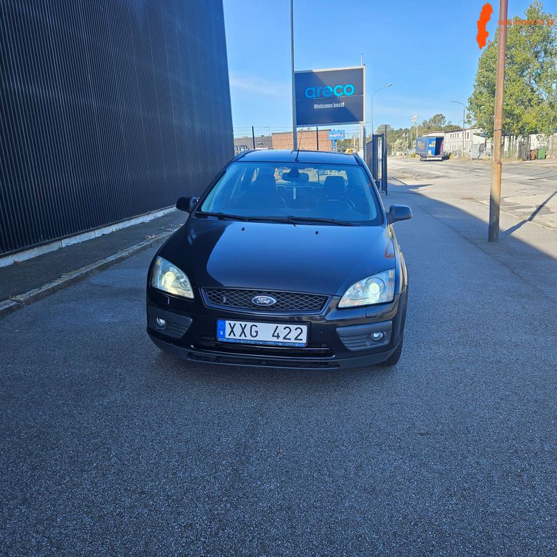 ford-focus-ghia-18-flexifuel