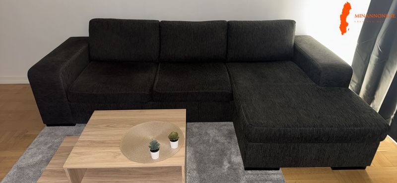 morkgra-3-sitssoffa-med-vandbar-divan