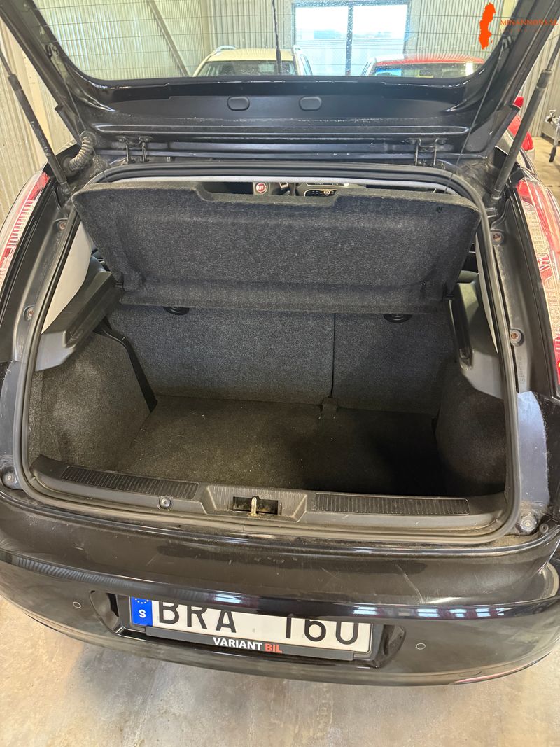 fiat-punto-5-dorrar-12-8v-manuell-69hk-2013