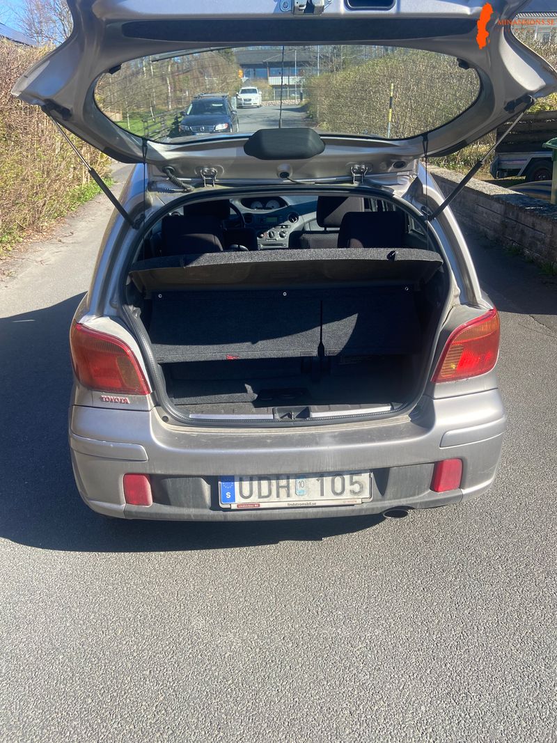 toyota-toyota-yaris-15-16v