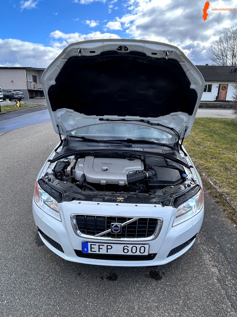 volvo-volvo-bv70-ii-d5-24-fwd